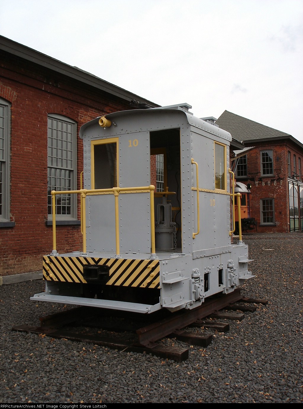 Industrial Trolley Switcher