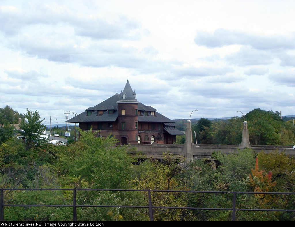 Former CNJ station