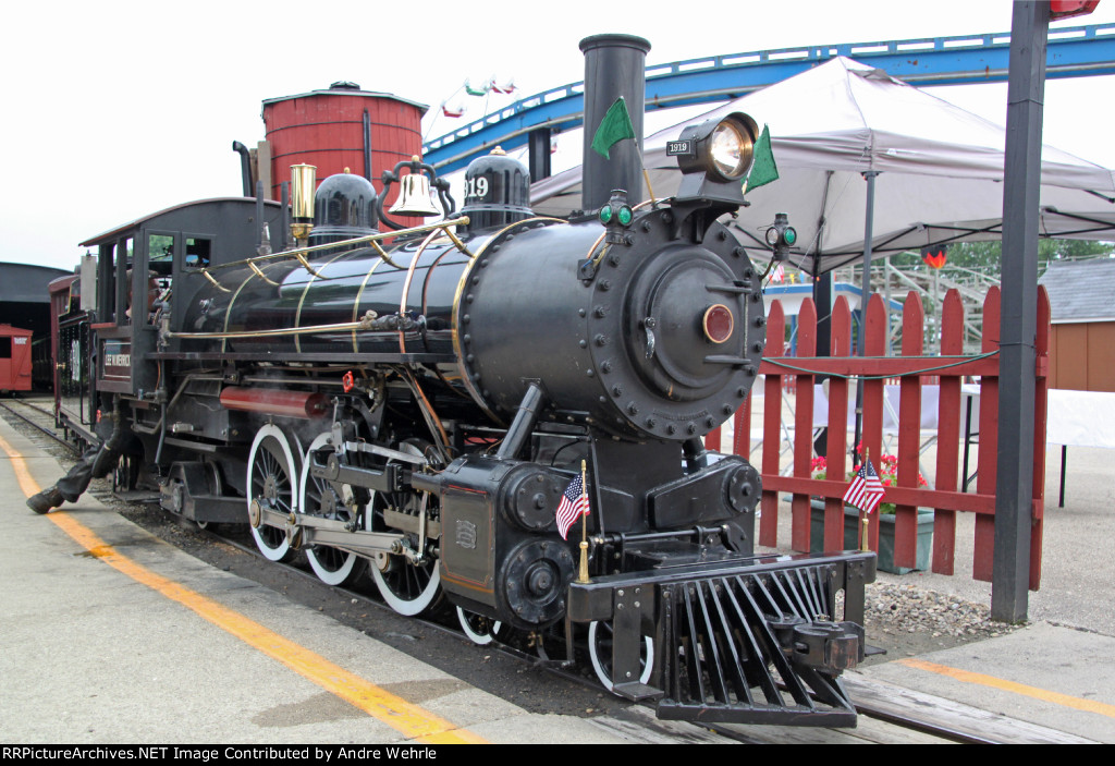 Whiskey River Railway No. 1919 about to take on water