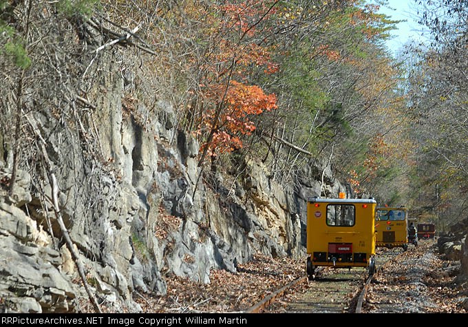 Shear rock walls close in