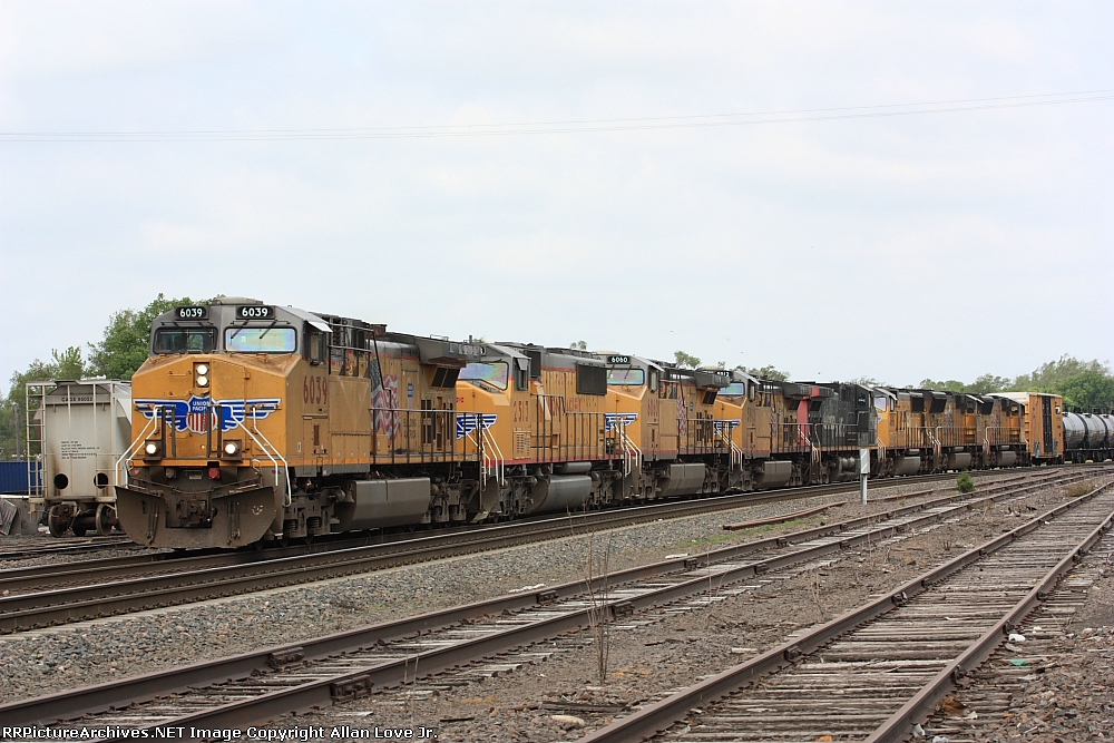 UP 6039 east MNPCB-23