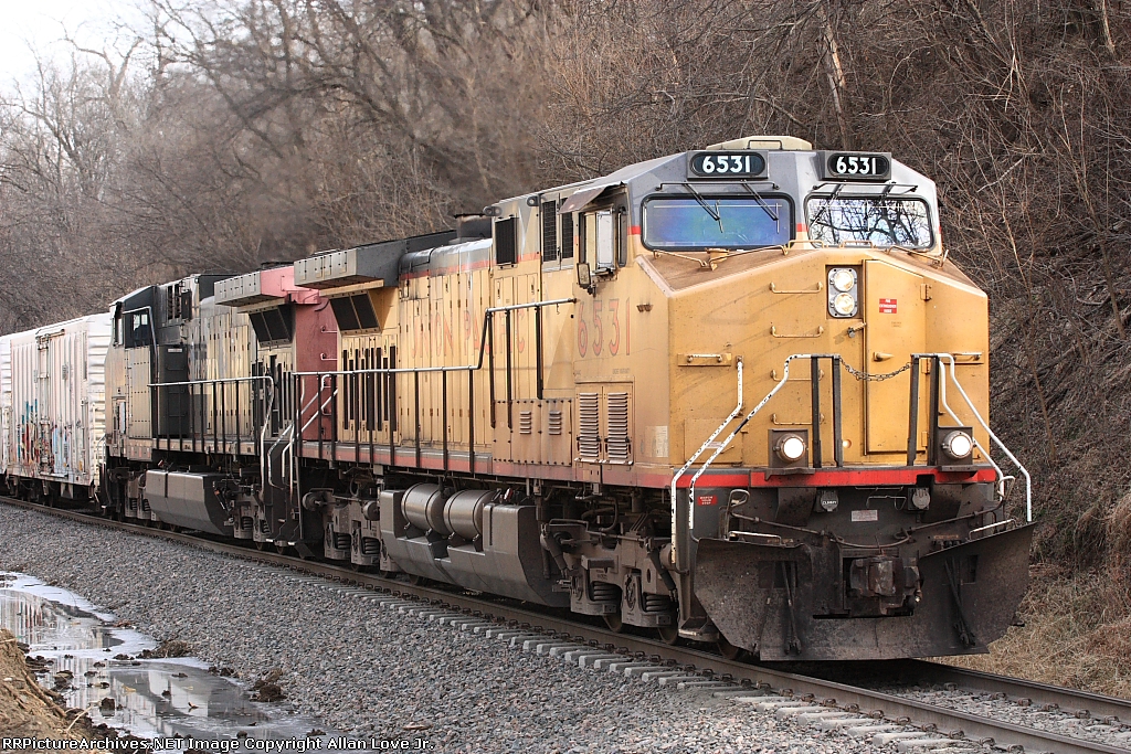 UP 6531 west