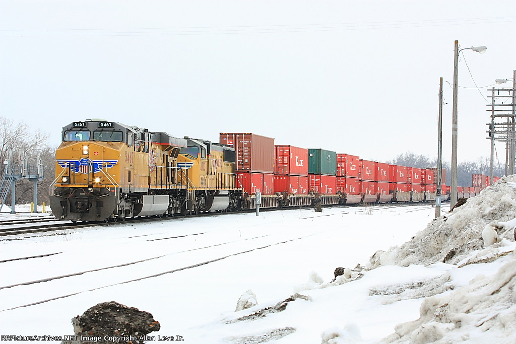 UP 5467*east