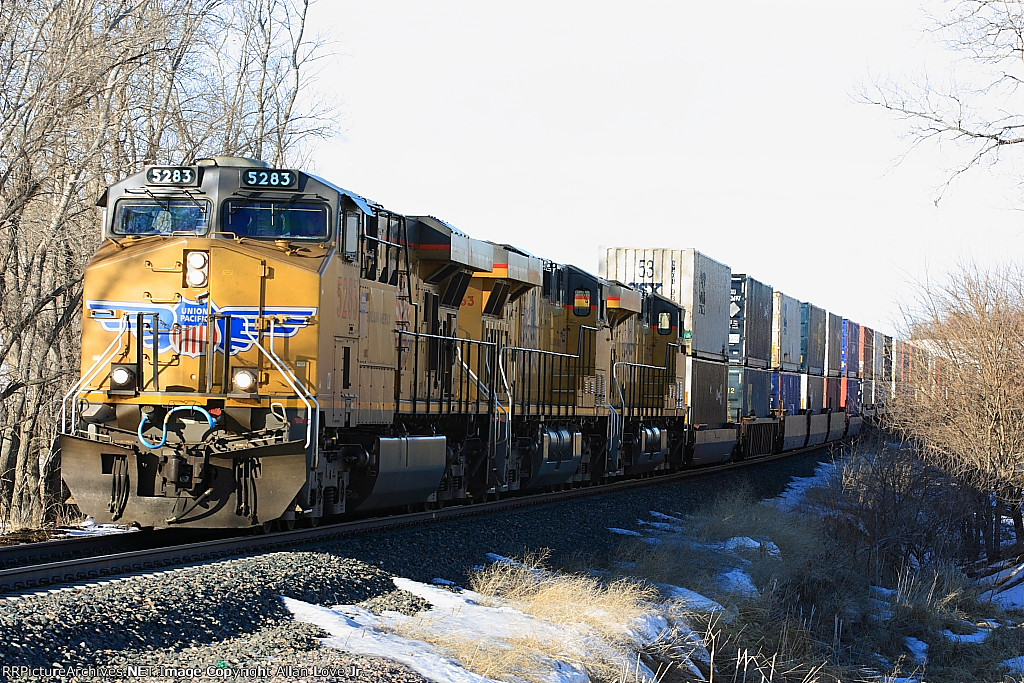 UP 5283 west