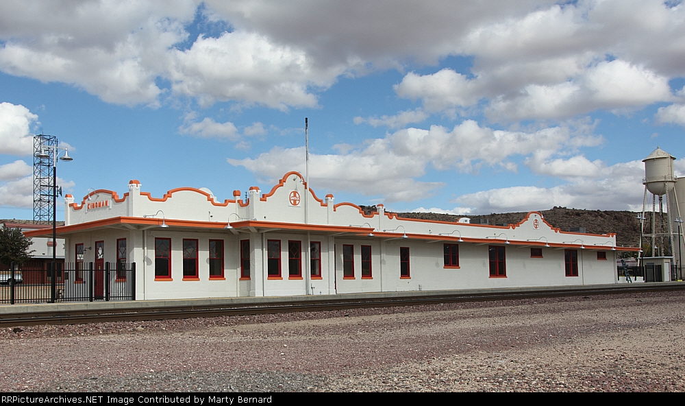 Amtrak's Kingman Station