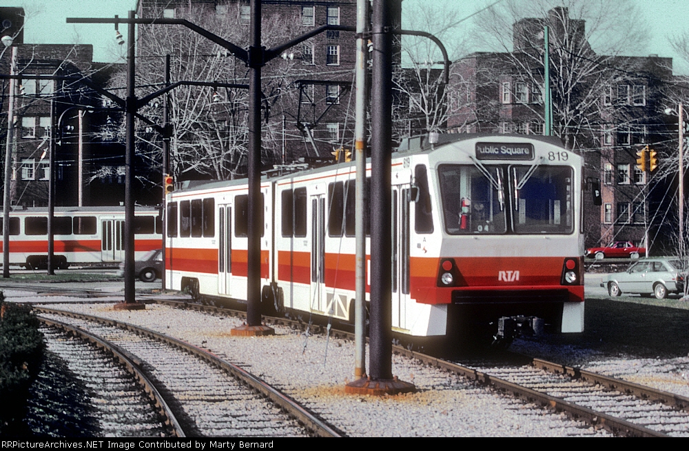CRTA 818 Departing Drexmore Station (Blue Line)