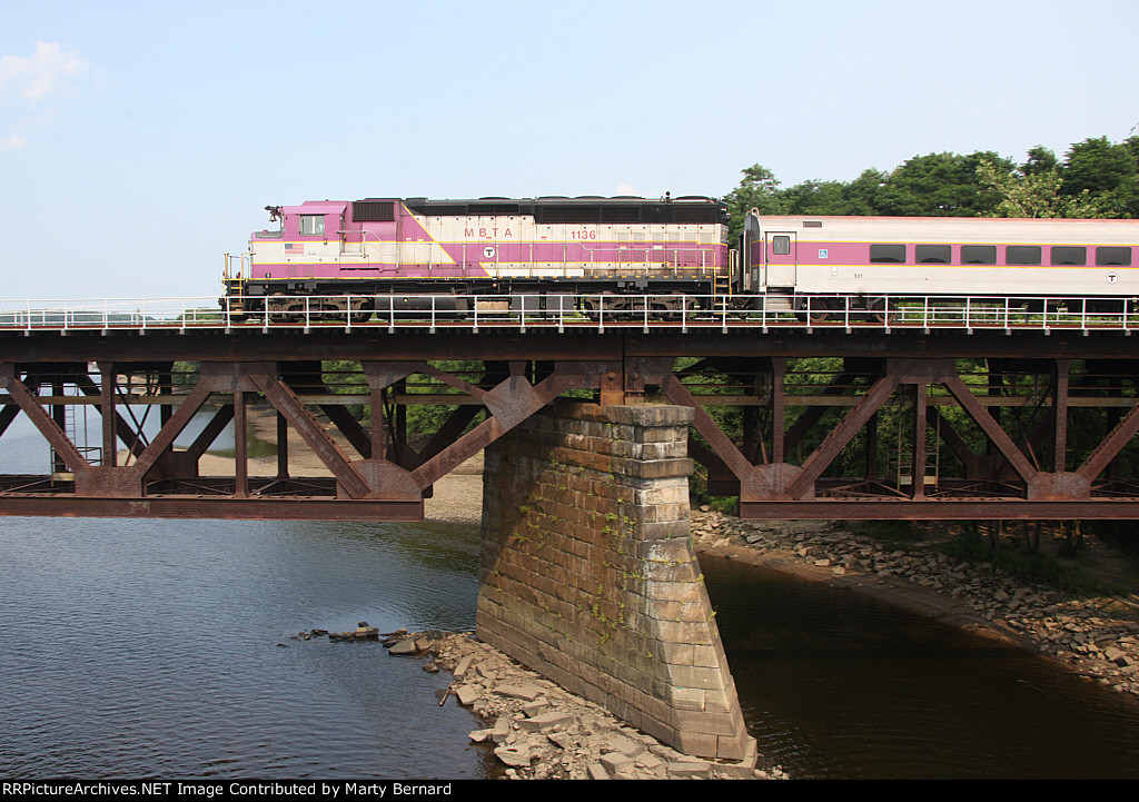 MBTA 1136, Tr. 223, Merrimac River