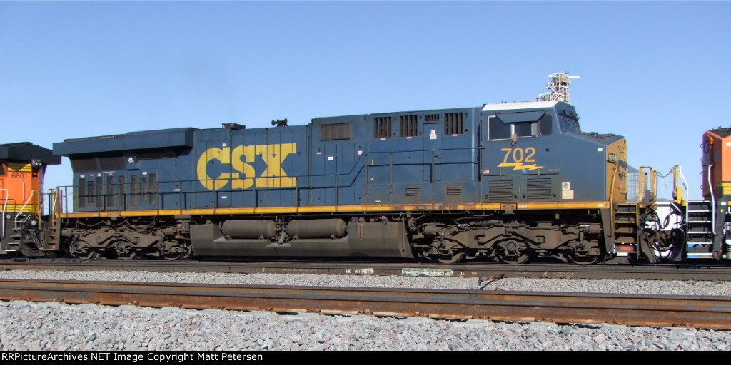 CSX 702
