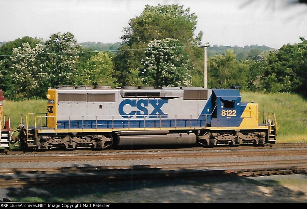 CSX 8122