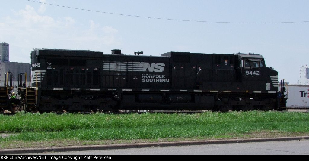NS 9442