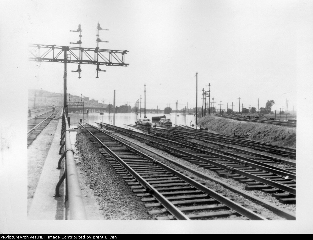 Kansas City Terminal at Highline 1951 Flood