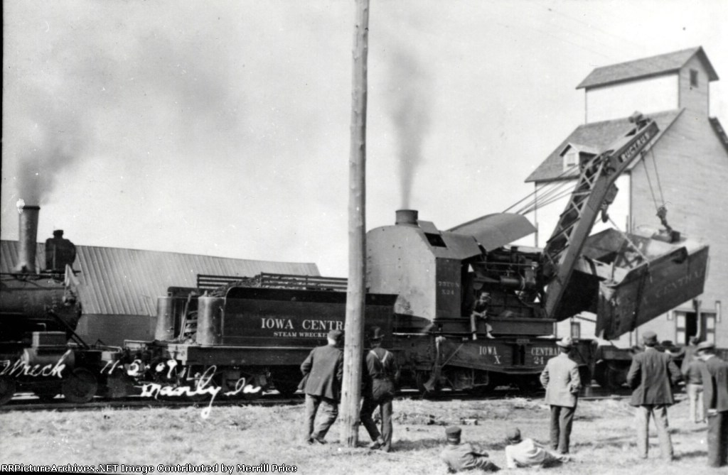 Ia Central Wrecker in action