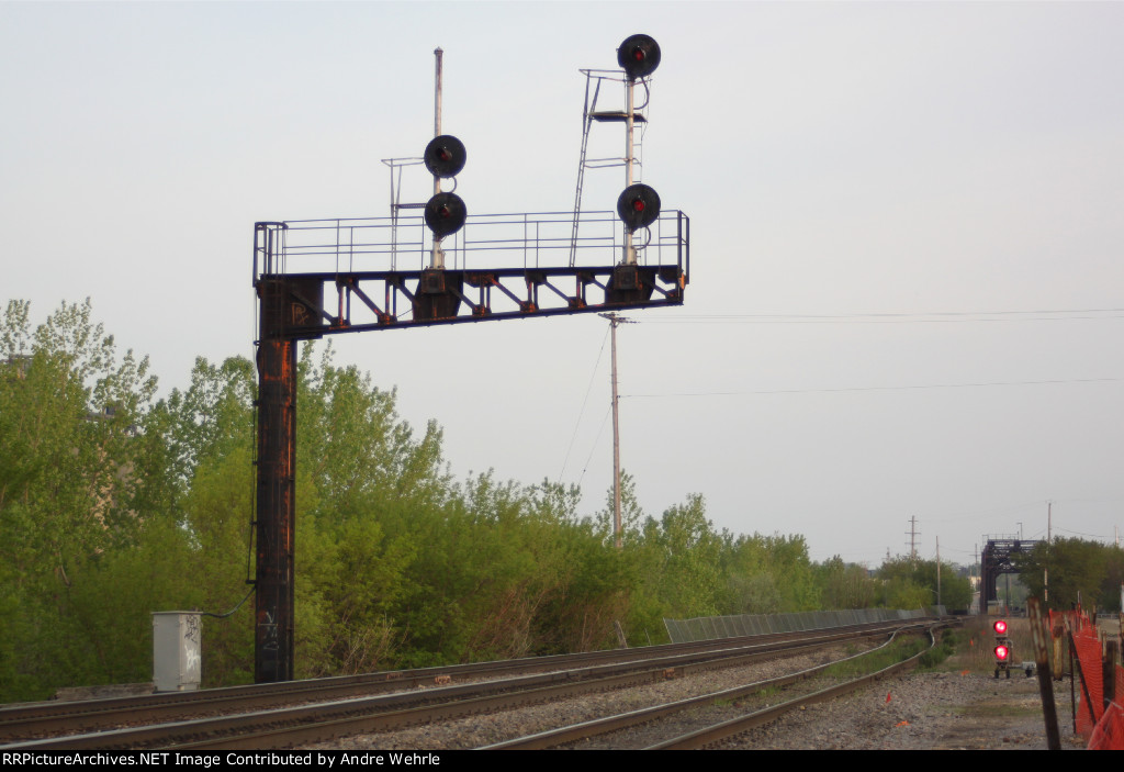 Eastbound cantilevered searchlights CP C&M Sub MP 83.5 (Maple Street)