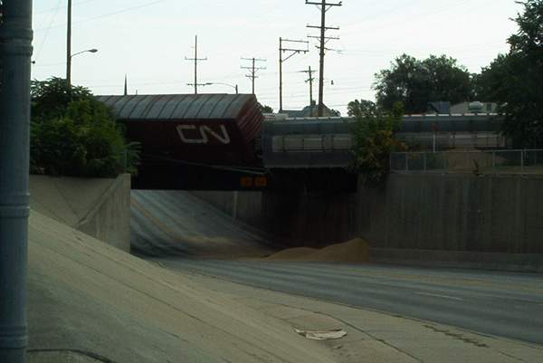 Looking East on Sangamon Ave