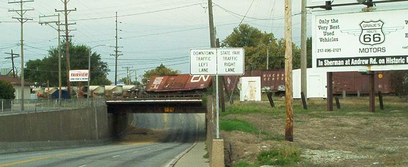 Looking West on Sangamon Ave