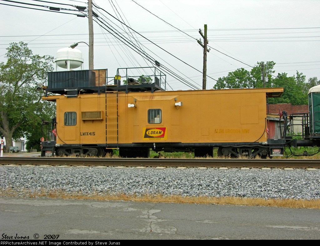 LMIX 415 SBC 15 Loram Balast Cleaner