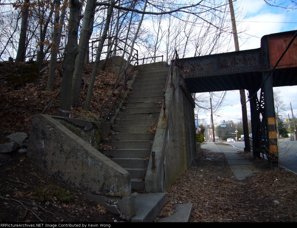 Staircase marks Erie's former Cedar Grove station