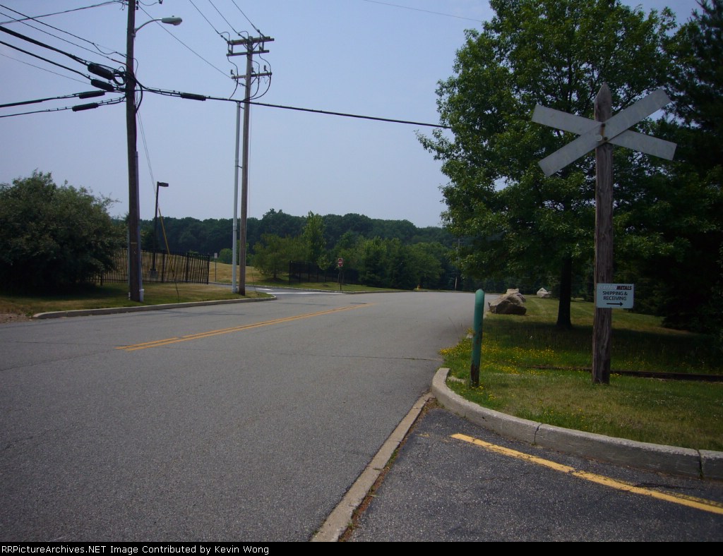 Lackawanna Avenue crossing (former Fox Hill industrial spur)