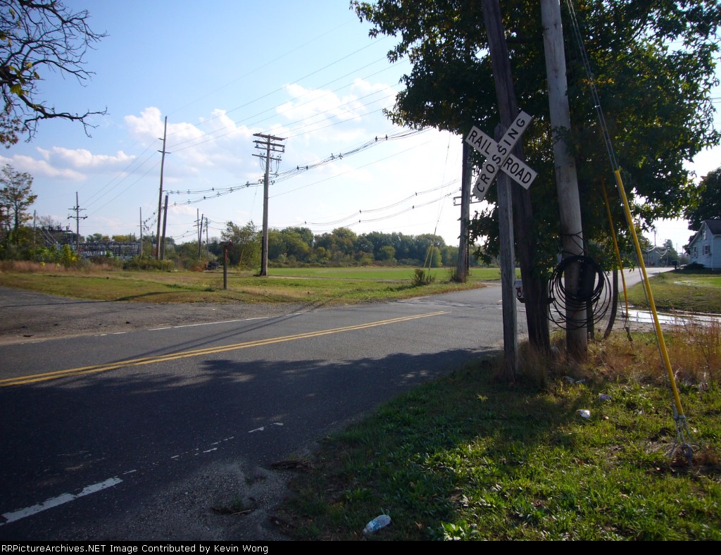Crossbuck on Howell Road at former PRR station is still intact