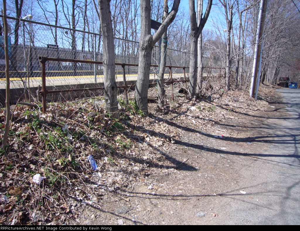 Remnants of old Erie northbound platform at Mahwah station