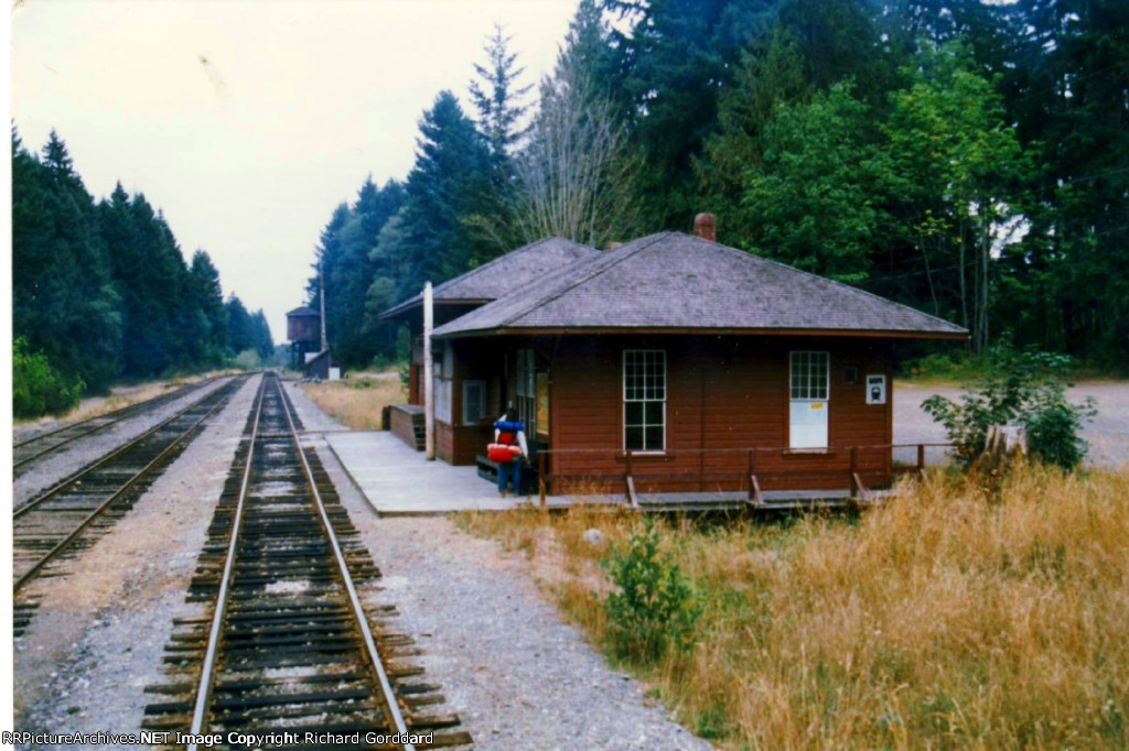 A Station Along The E&N