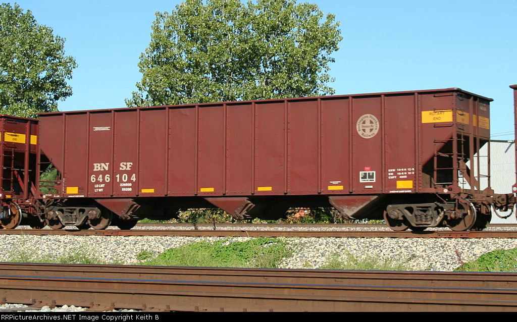 BNSF 646104