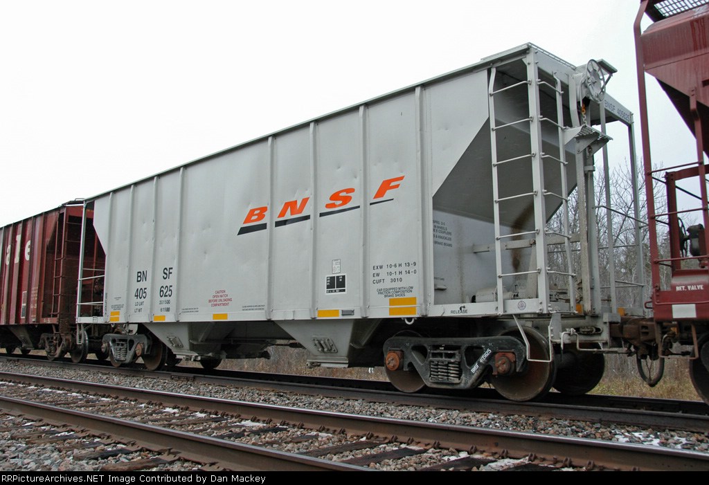 BNSF 405625 B end