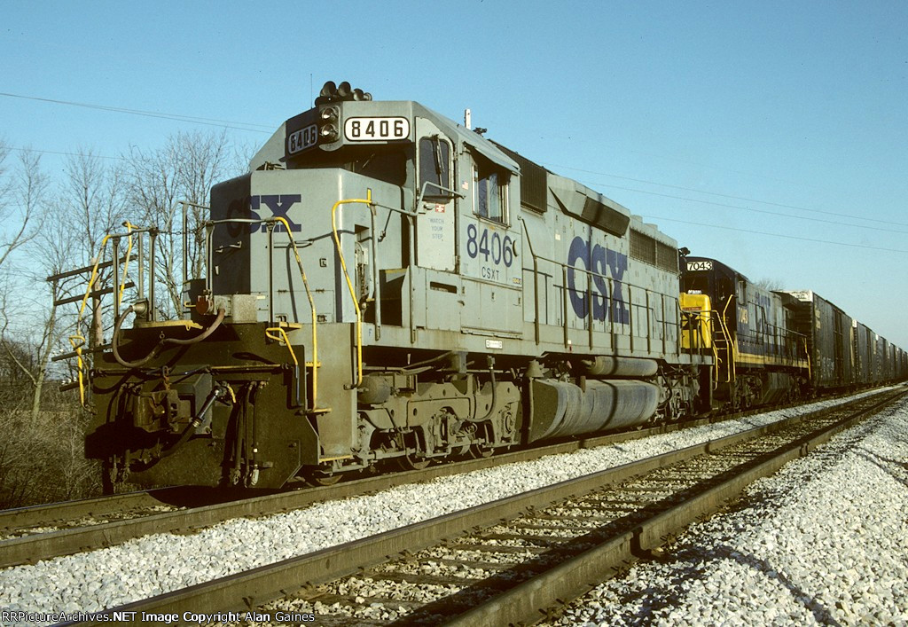 CSX SD40M-2 8406