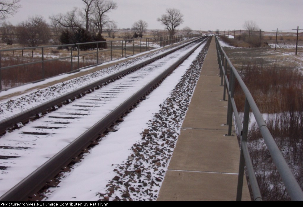 A bridge with train inspection in mind...