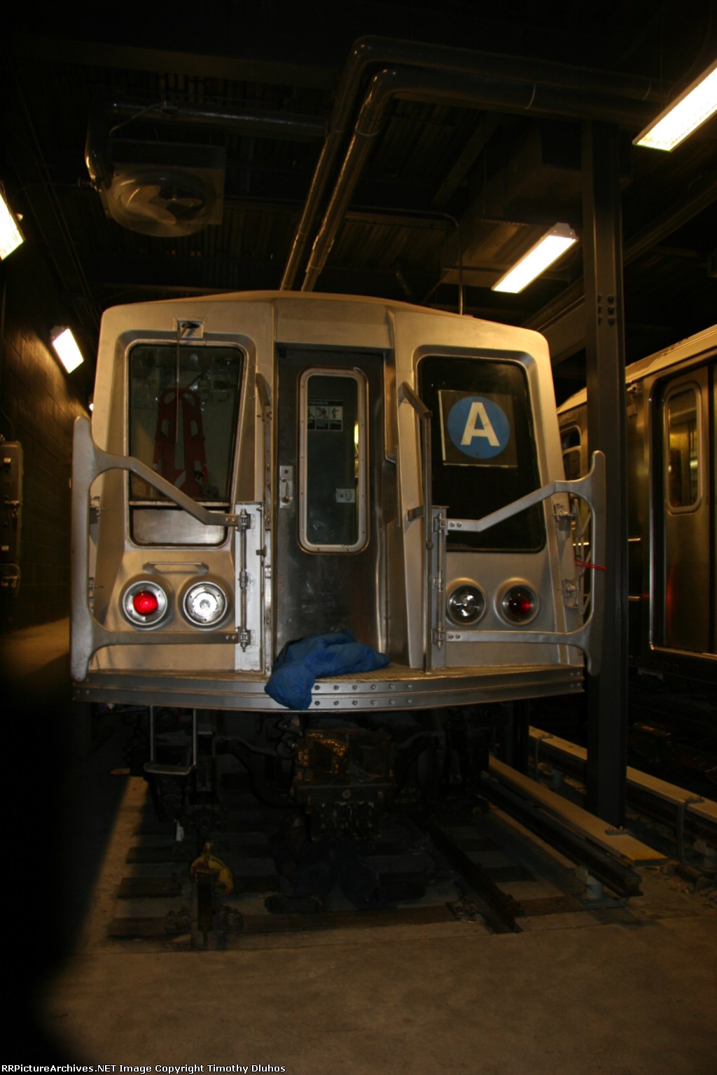 r-40-4461