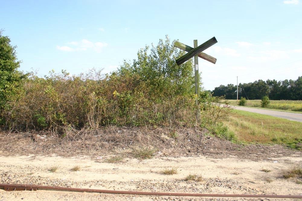 Country crossing before the work