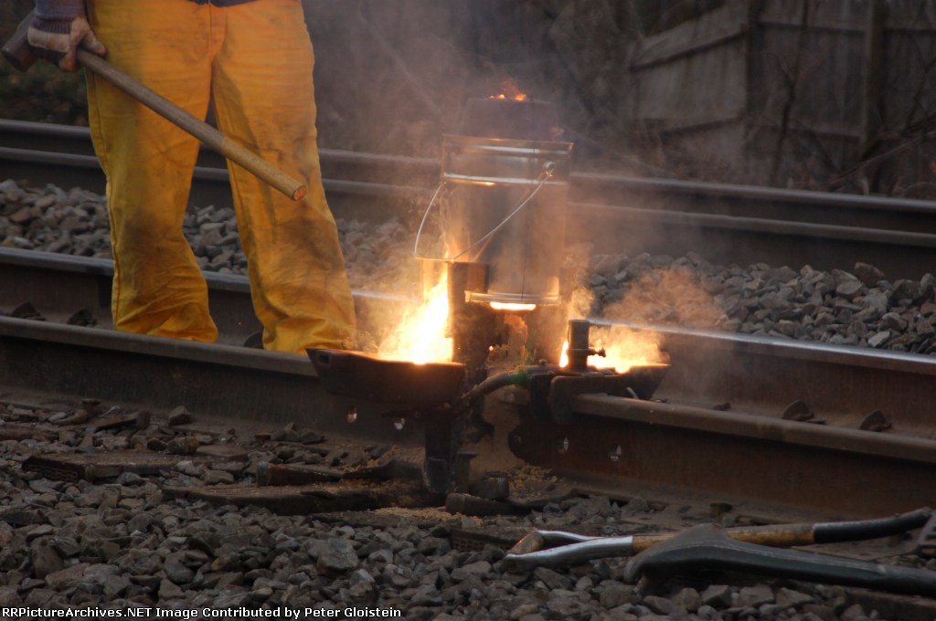 Welding rail together