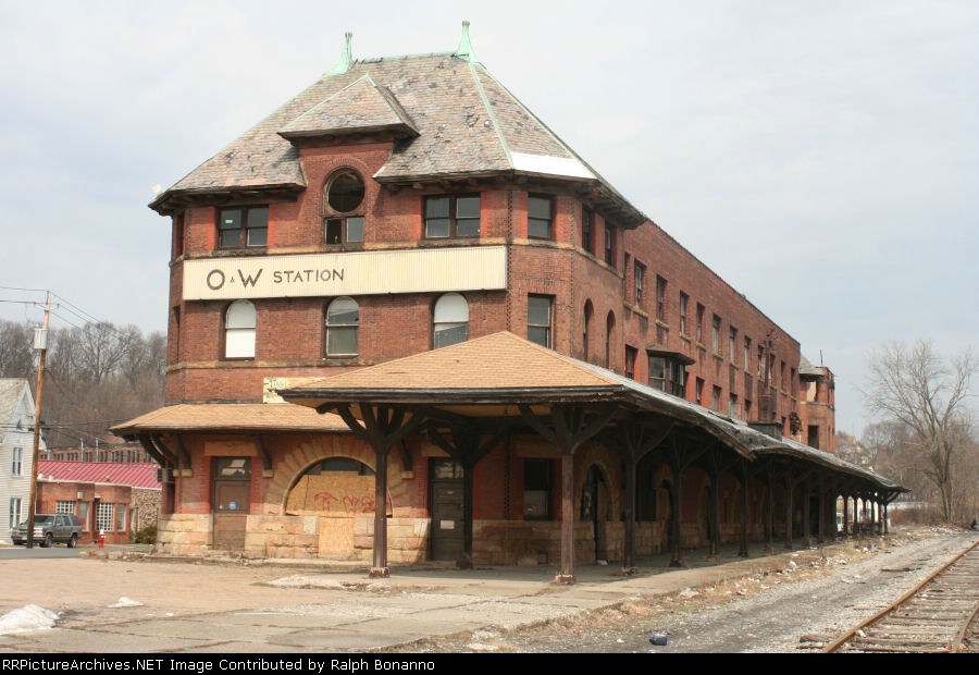 How the mighty have fallen: The former NYO&W station and HQ
