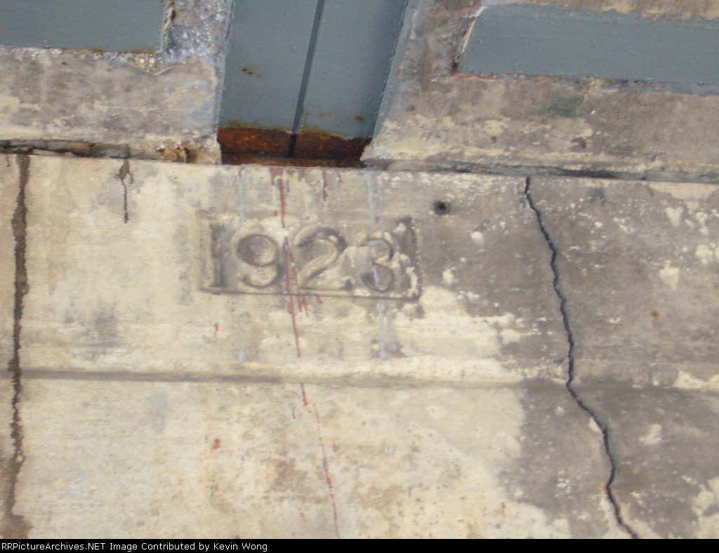 Elevated Bellaire station dates to 1923