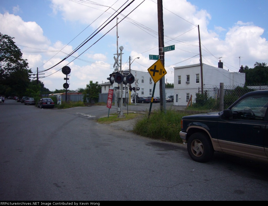 Closed March 16, 1998, Glendale station was a limited service stop on the Montauk branch