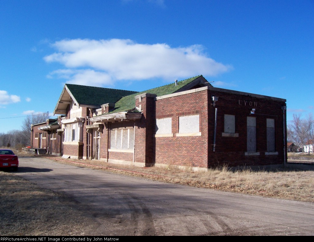 former ATSF depot