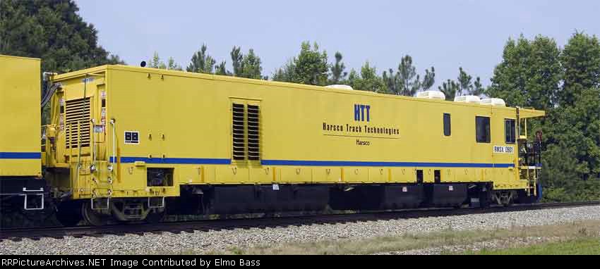 Motive power for train.  Both end units appear to be identical.  Motive power when leading.  Fire suppression when trailing.