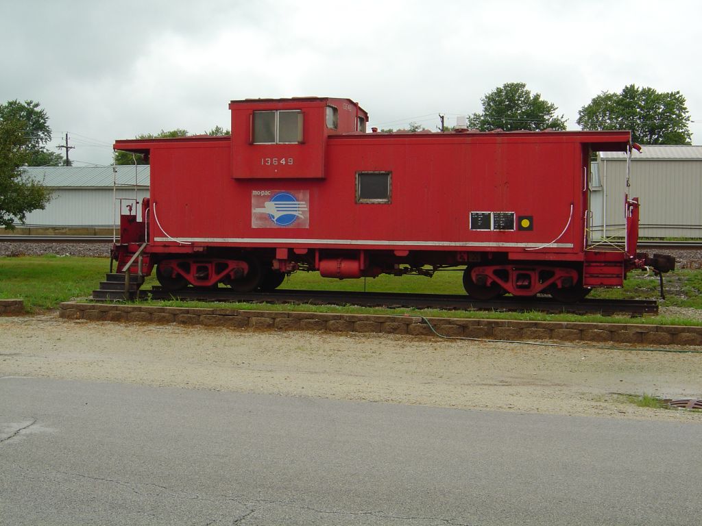 MO-PAC caboose