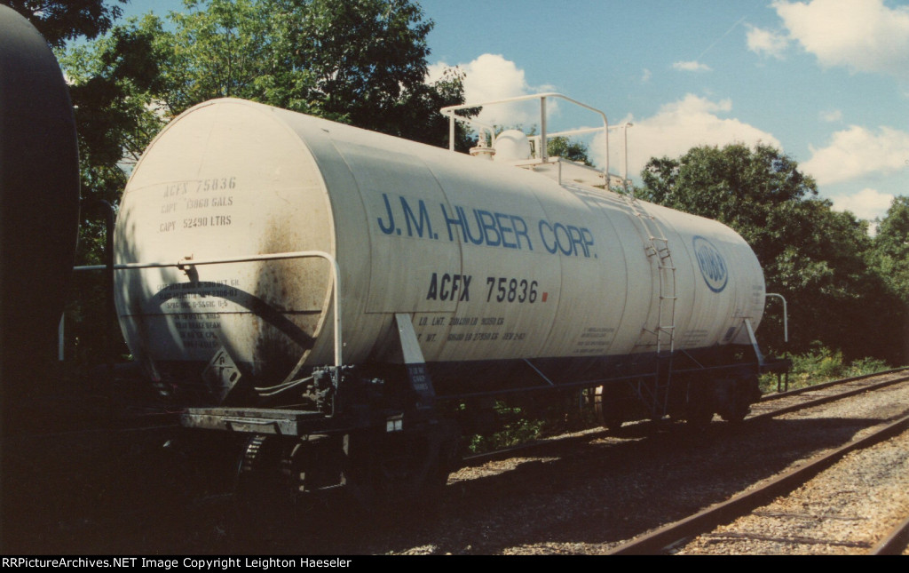 ACFX 75836 in J.M. Huber Corp. paint