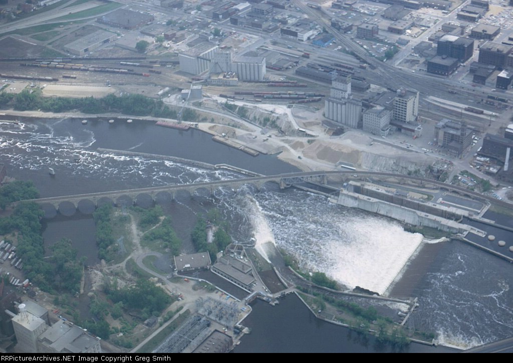 GN stone Arch bridge