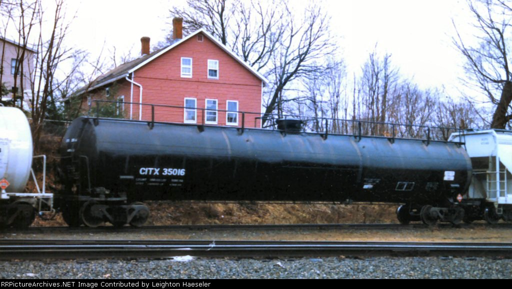 CITX 35016 marked 'LIQUEFIED PETROLEUM GAS'