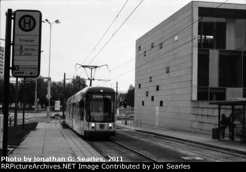 Synagoge Tram Stop