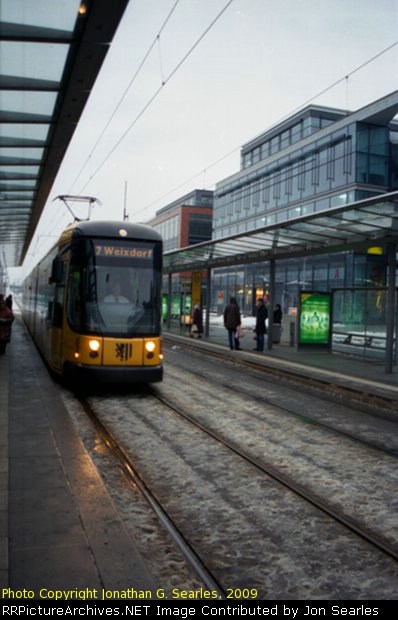 Dresden Tram at Hauptbahnhof