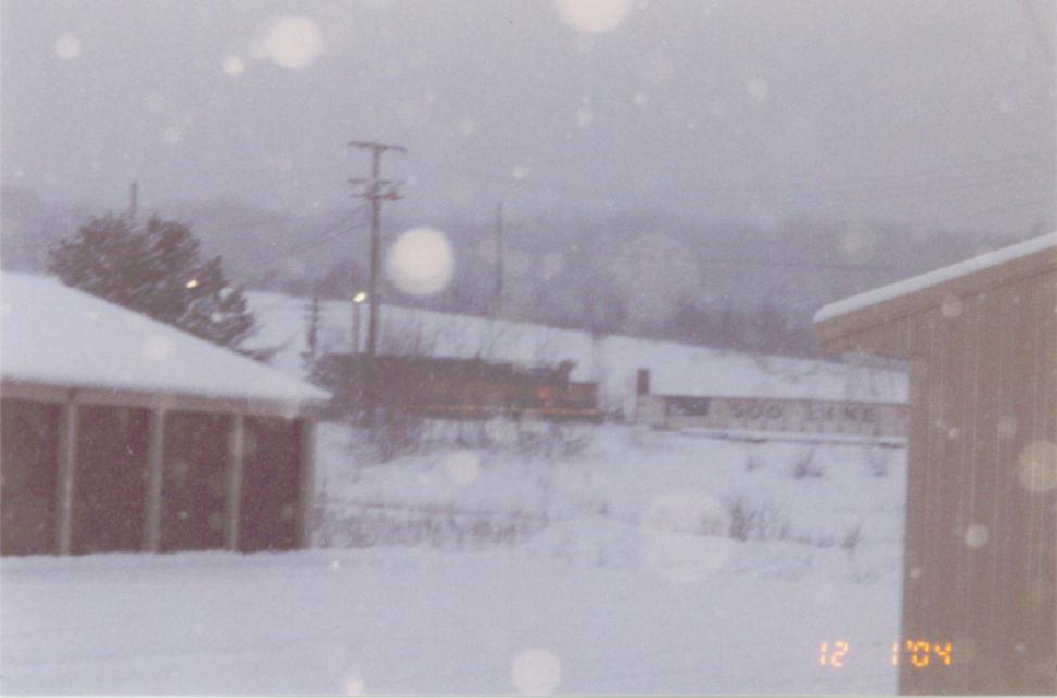 a unknown wisconsin central unit switching cars in the yard