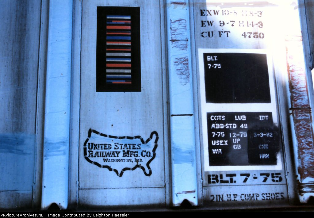 CNW 553155 builder's logo and ACI bar code