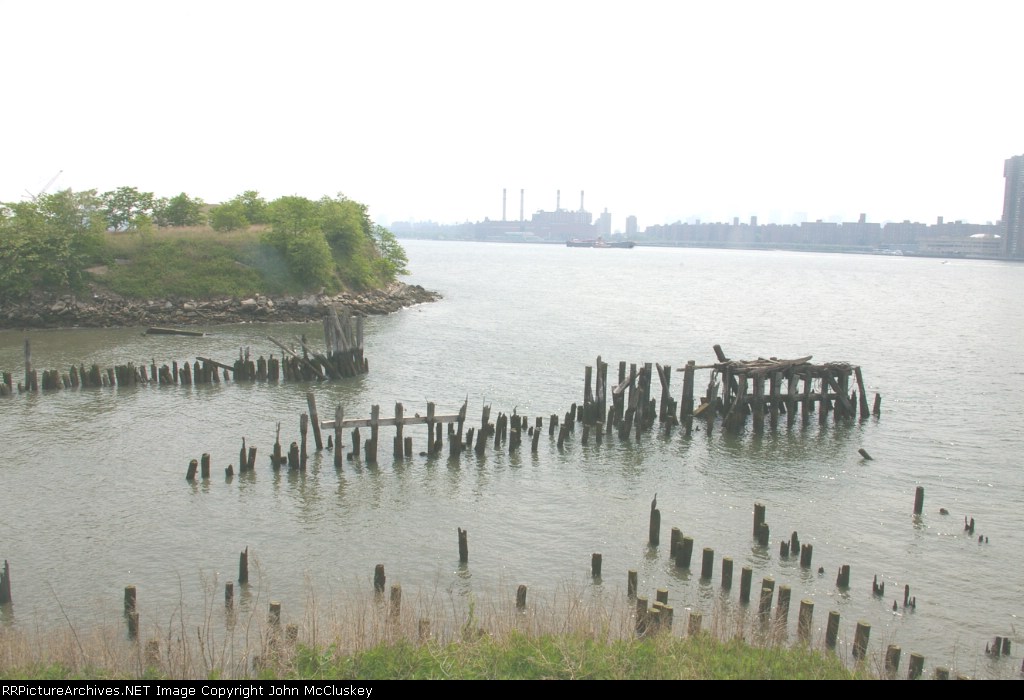 BEDT pontoon type float bridge at their former Pidgeon Street facility