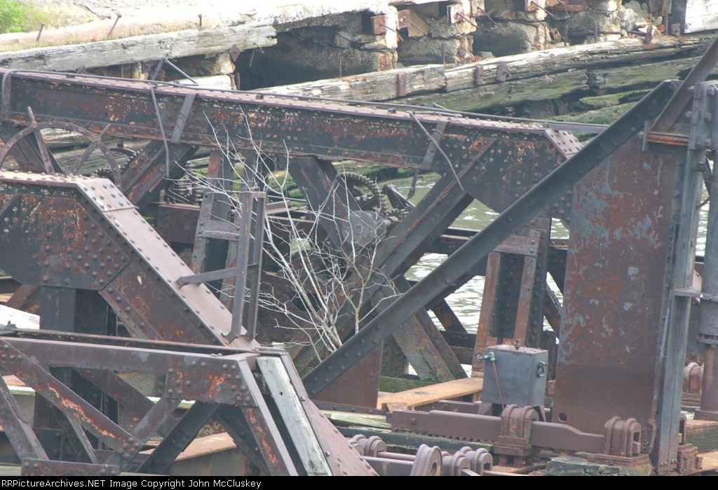 BEDT pontoon type float bridge at their former Pidgeon Street facility