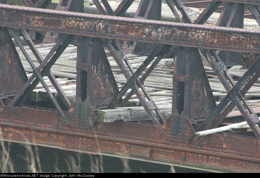BEDT pontoon type float bridge at their former Pidgeon Street facility