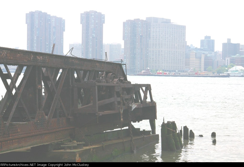 BEDT pontoon type float bridge at their former Pidgeon Street facility