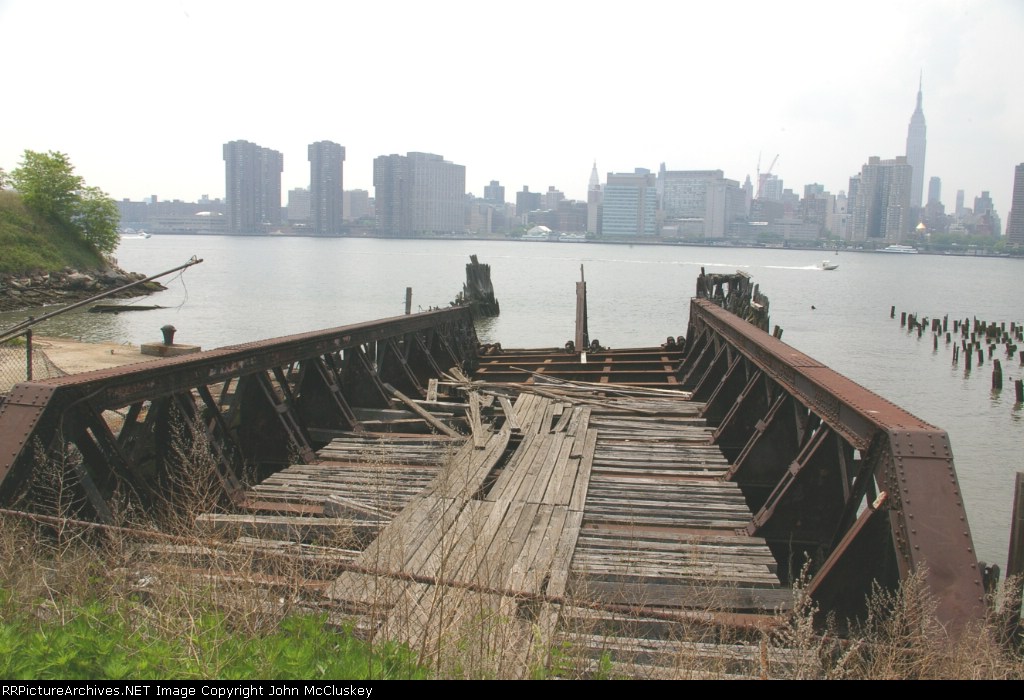 BEDT pontoon type float bridge at their former Pidgeon Street facility